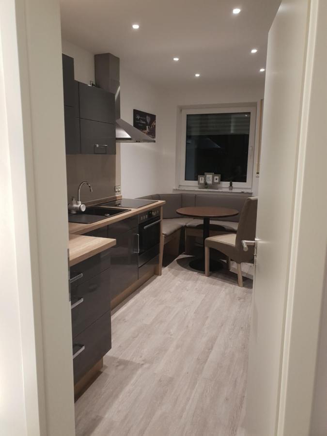 Ferienwohnung Mit Jacuzzi Naehe Flughafen Koeln Bonn Troisdorf Exterior photo